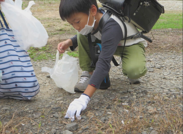 「海と日本プロジェクト」清掃活動に取り組む学校に寄付金
